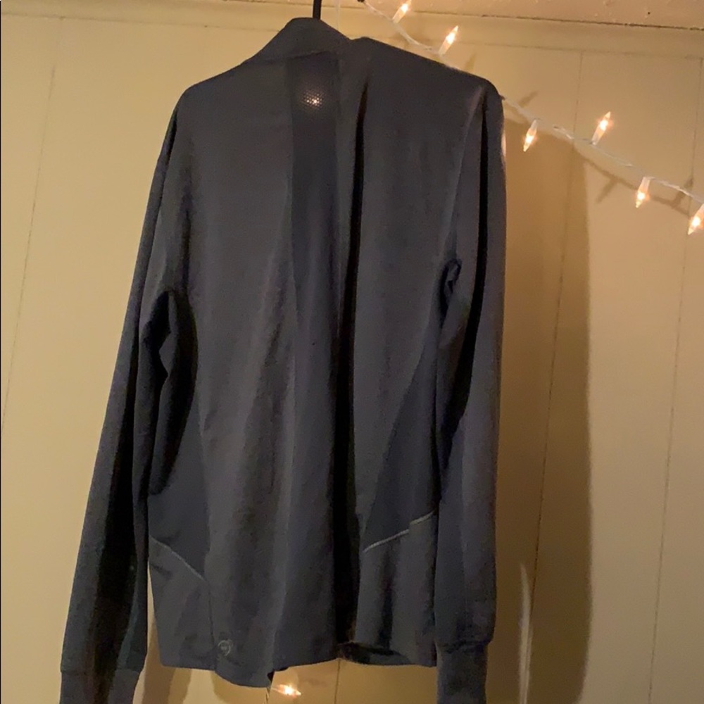 Puma Pullover - Picture 4 of 4